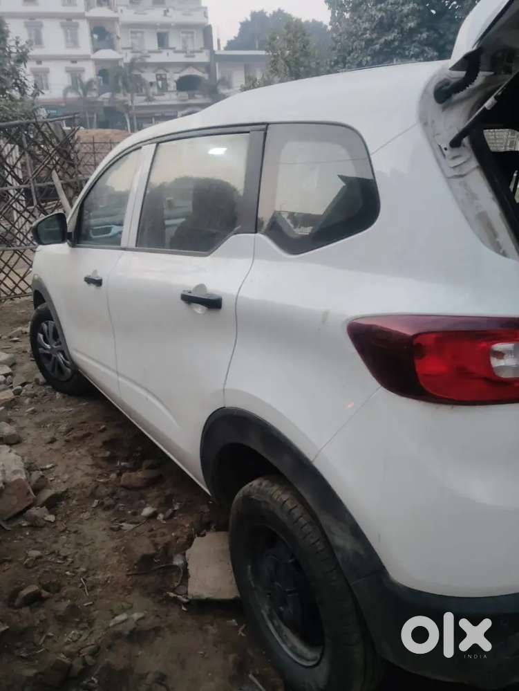 Renault Triber 2025 Petrol Well Maintained