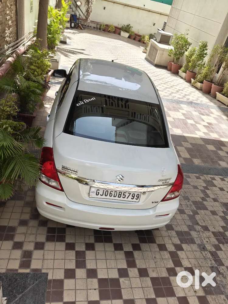 Maruti Suzuki Dzire 2009 Cng & Petrol 111000 Km Driven