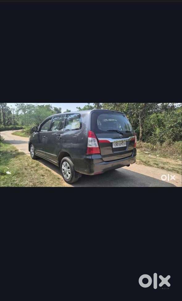 Toyota Innova 2014