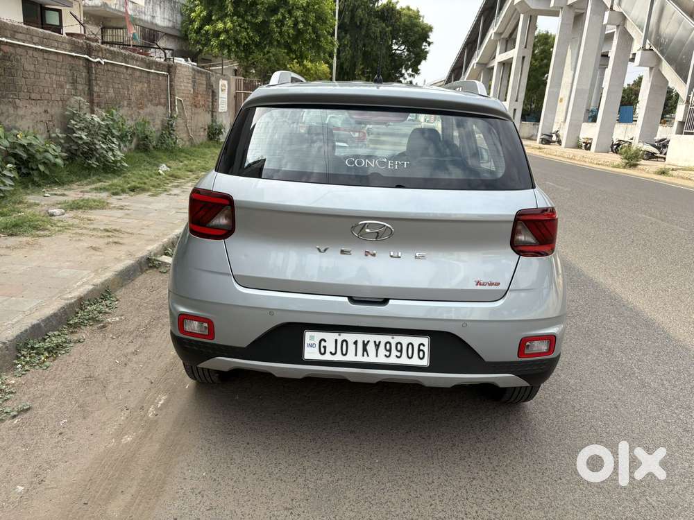 Hyundai Venue S Turbo Dct, 2020, Petrol