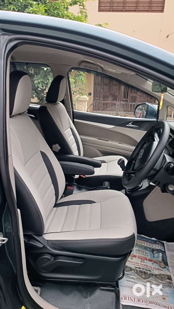Mahindra Marazzo M8, 2018, Diesel