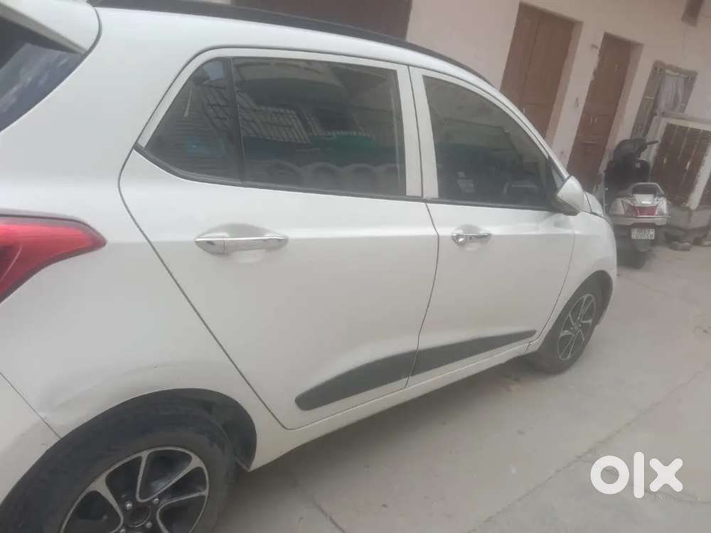 Hyundai Grand I10 2018 Diesel 100000 Km Driven