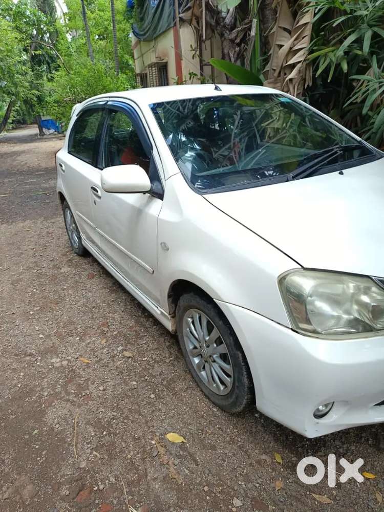 Toyota Etios Liva 2011
