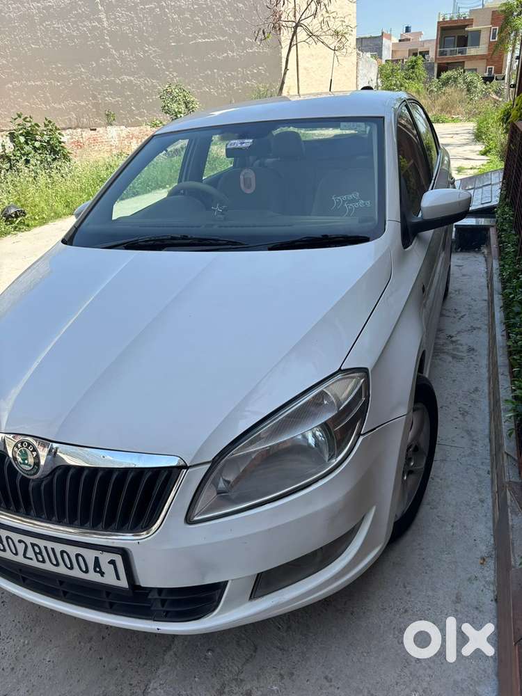 Skoda Rapid Elegance 2012 Diesel Manual