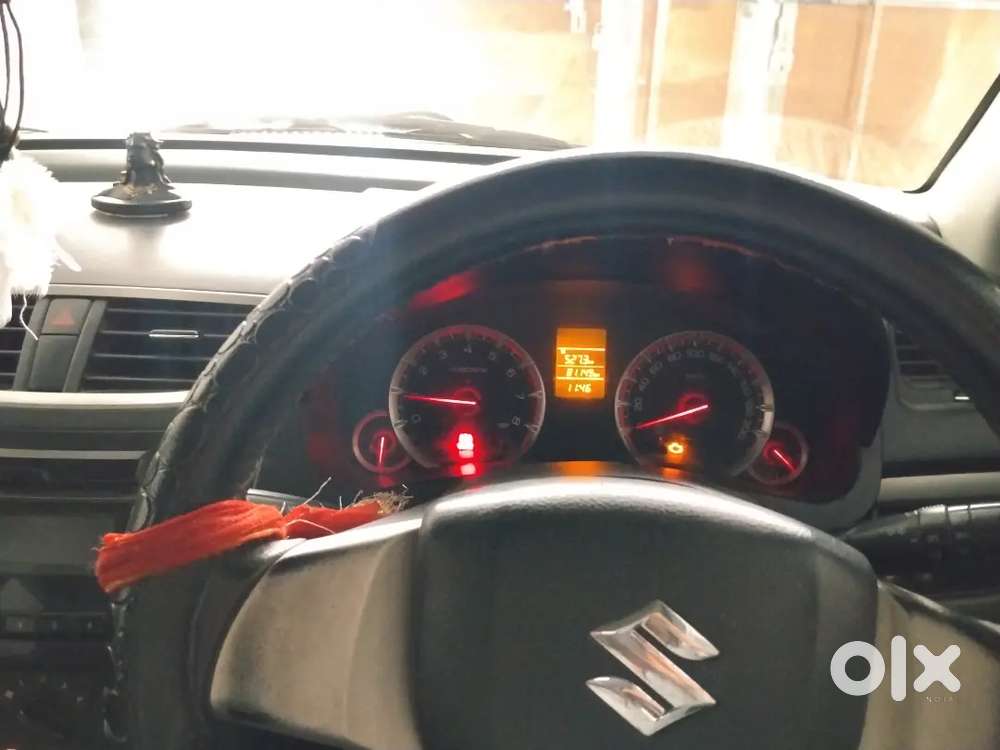 Maruti Swift Vxi 2015
