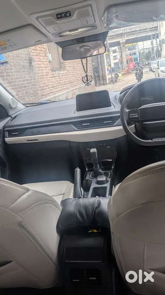 Tata Nexon 2024 Petrol Well Maintained