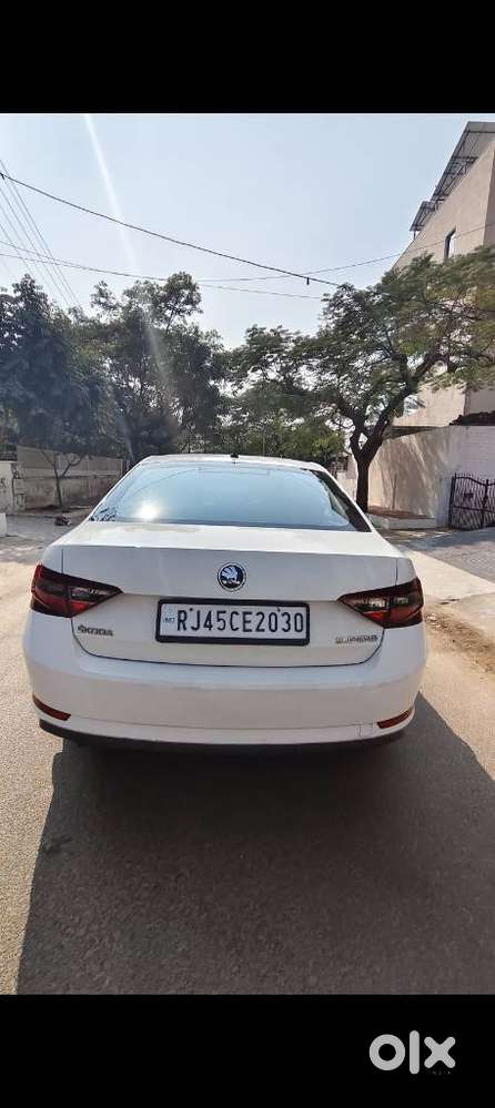 Skoda Superb L&k 2.0 Tdi At, 2018, Diesel