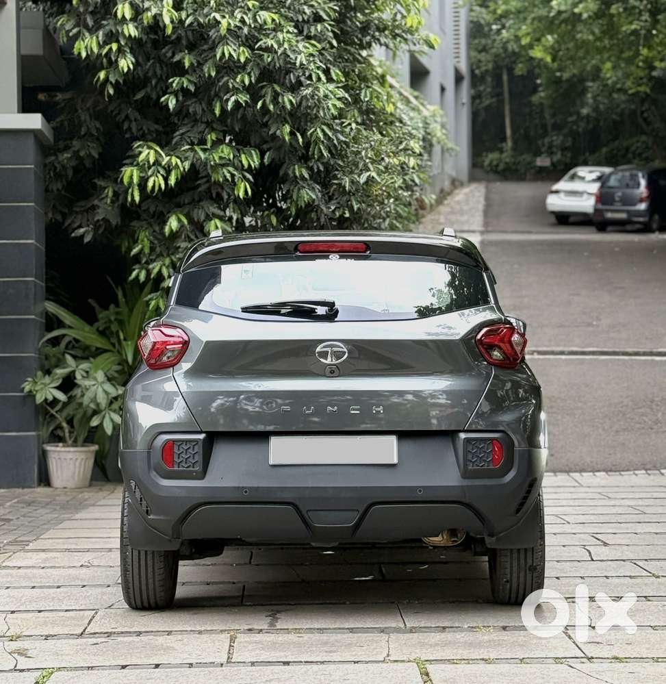 Tata Punch Creative, 2022, Petrol