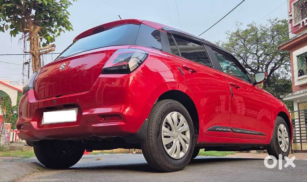 Maruti Suzuki Swift 1.2 Vxi (o), 2024, Petrol