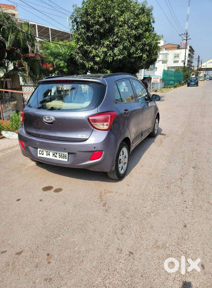 Hyundai Grand I10 Sportz, 2015, Petrol
