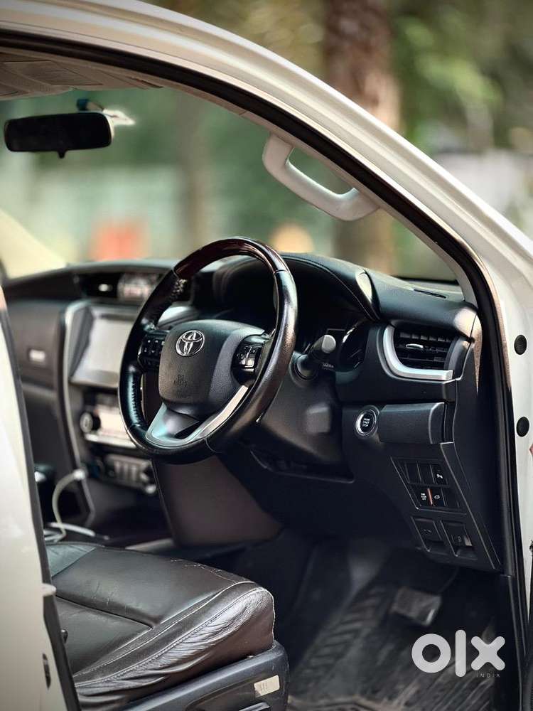 Toyota Fortuner 2016 Diesel Well Maintained