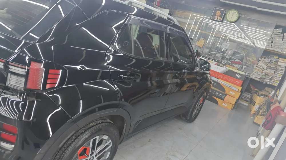 Hyundai Venue 2025 Diesel 19000 Km Driven