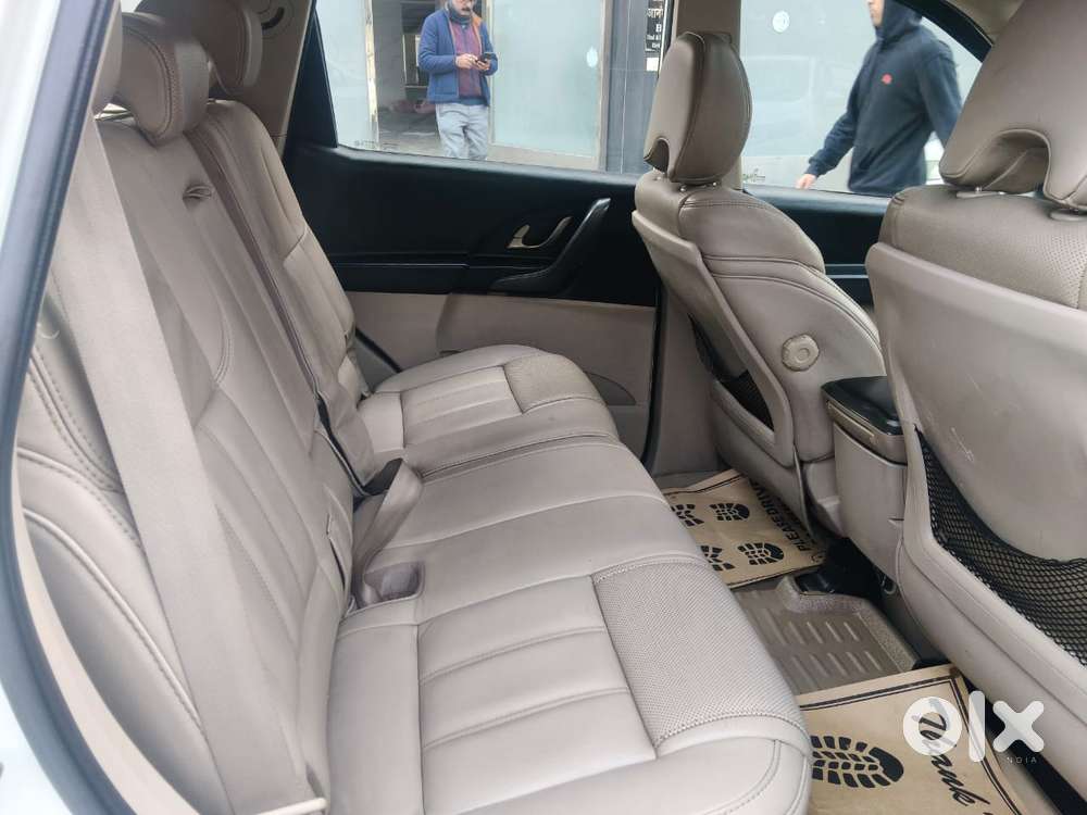 Mahindra Xuv500 At W10 Awd, 2017, Diesel