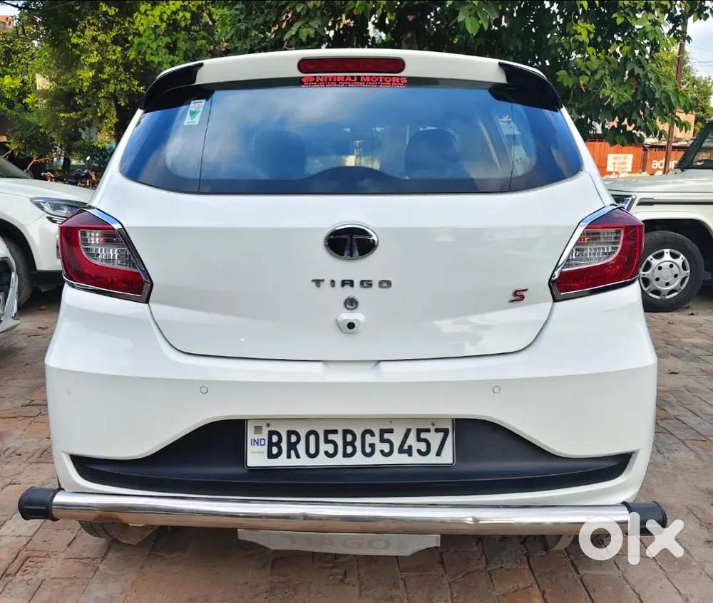 Tata Tiago 2024 Revotorq Xt