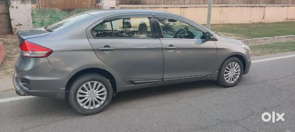 Maruti Suzuki Ciaz 2016 Diesel 68000 Km Driven With Service Record