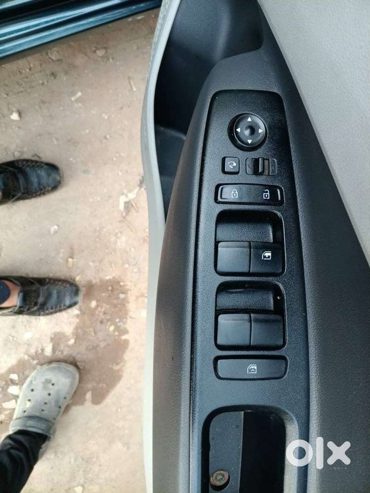 Hyundai Grand I10 Nios Sportz, 2022, Cng & Hybrids