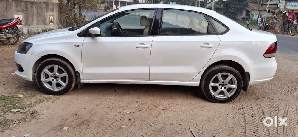 Volkswagen Vento 2010-2013 Petrol Highline, 2014, Petrol