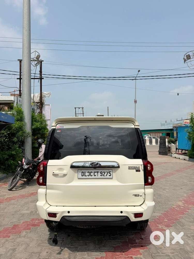 Mahindra Scorpio Classics5 Fully Converted To S11