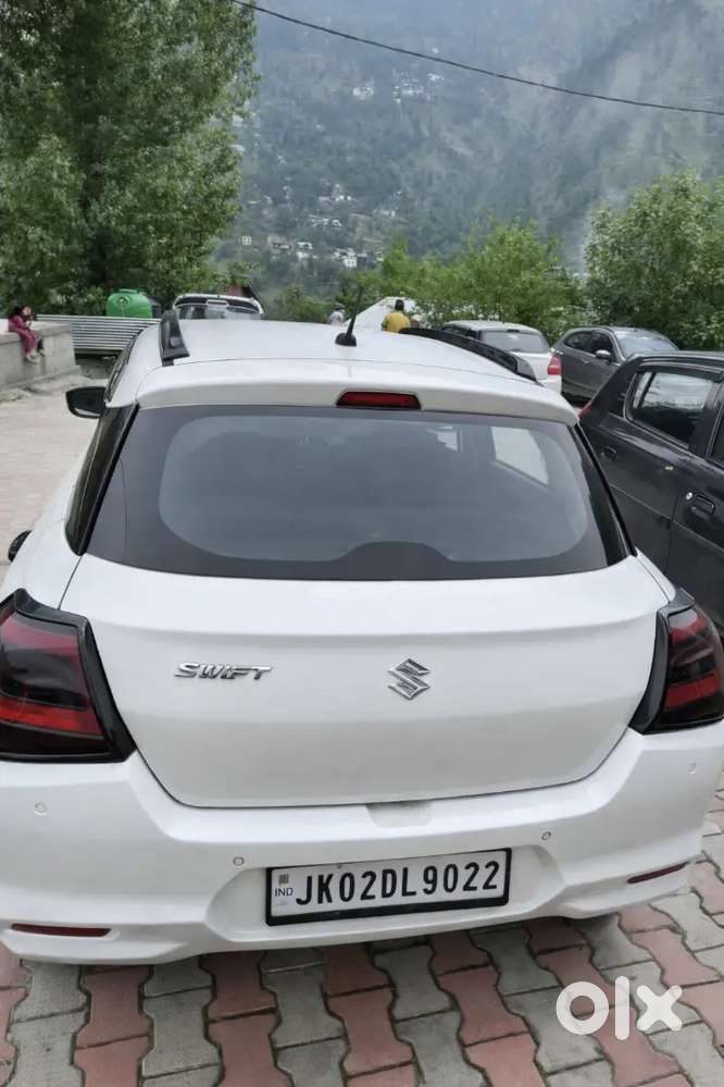 Maruti Suzuki New-gen Swift 2024 Petrol Well Maintained