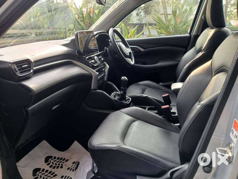 Toyota Urban Cruiser Hyryder 1.5 V Hybrid, 2022, Petrol