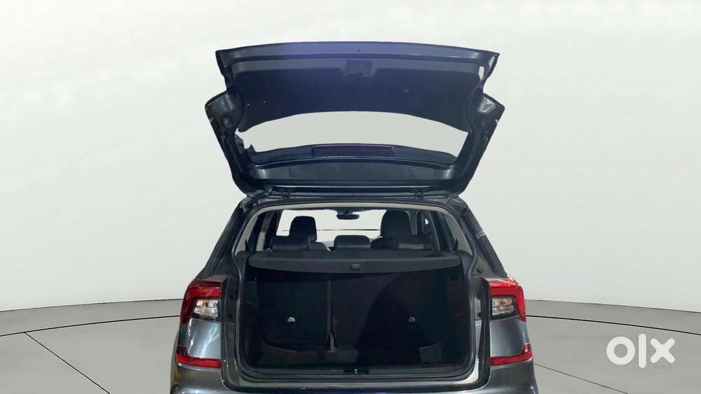 Skoda Kushaq 1.0 Tsi Style, 2023, Petrol
