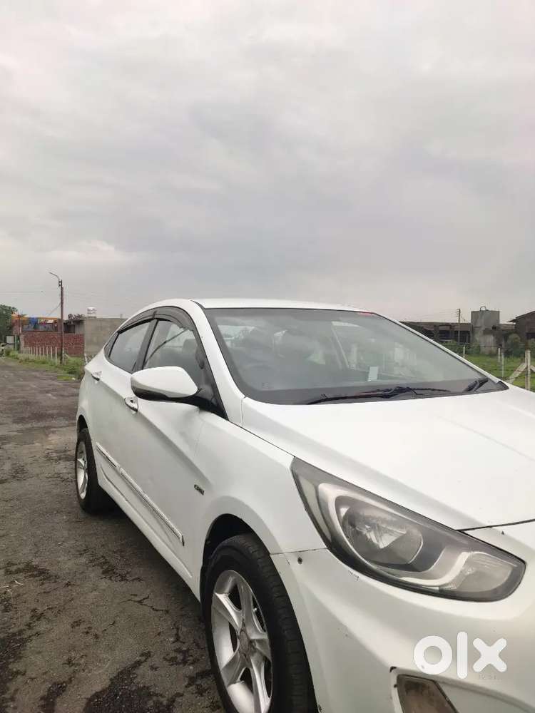 Hyundai Verna