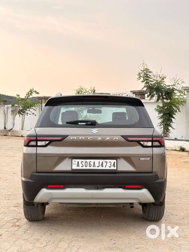 Maruti Suzuki Brezza 1.5 Zxi Plus Smart Hybrid, 2023, Petrol