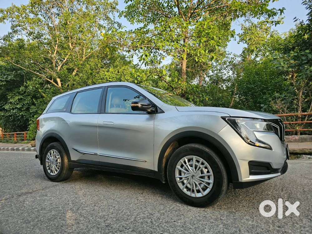 Mahindra Xuv700 2.2 Mx Diesel Mt 5 Str, 2022, Diesel