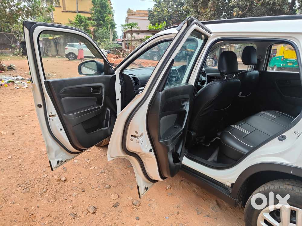 Maruti Suzuki Brezza Vdi, 2020, Petrol