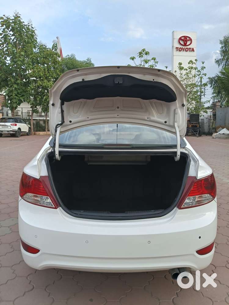 Hyundai Verna Sx Crdi At, 2014, Diesel