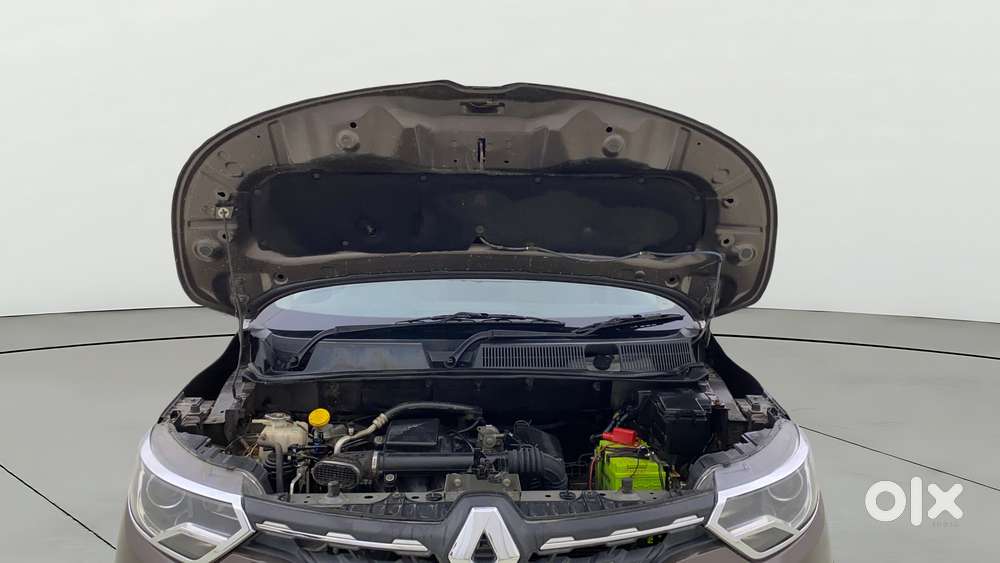 Renault Triber Rxl, 2022, Petrol