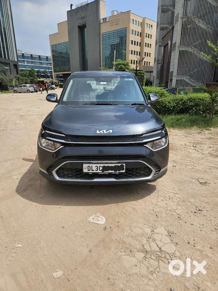 Kia Carens Premium O, November 2024 Model, Kms 5733 Only