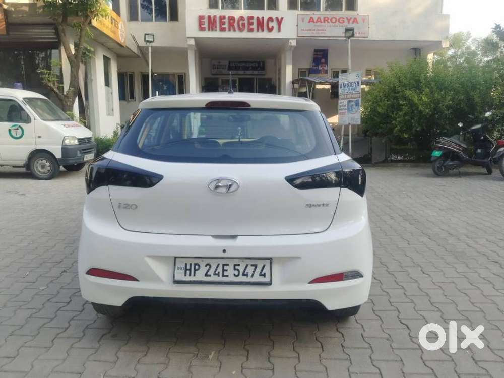 Hyundai Elite I20 Sportz (o) 1.2, 2017, Petrol