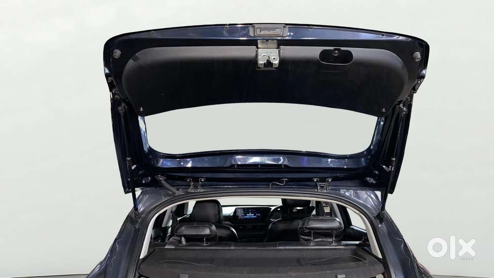 Hyundai New I20 1.2 Asta (o) Ivt, 2023, Petrol