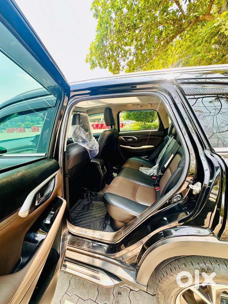 Toyota Urban Cruiser Hyryder 1.5 V Hybrid, 2024, Petrol