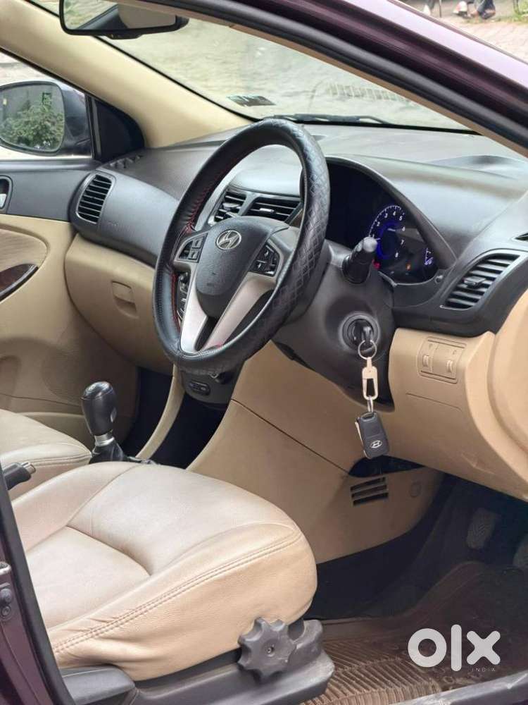 Hyundai Verna Vtvt 1.6 Sx, 2013, Petrol