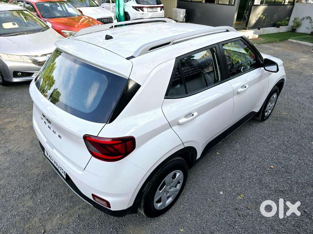 Hyundai Venue S Diesel, 2020, Diesel