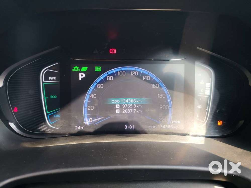 Maruti Suzuki Grand Vitara 1.5 Zeta Plus Intelligent Hybrid Ecvt, 20..