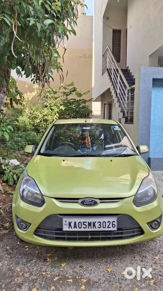 Ford Figo Diesel Titanium 2011 Variant