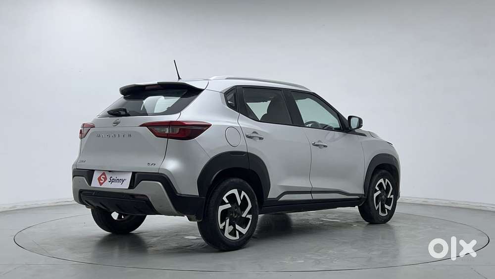 Nissan Magnite 1.0 Xv Turbo Cvt, 2022, Petrol