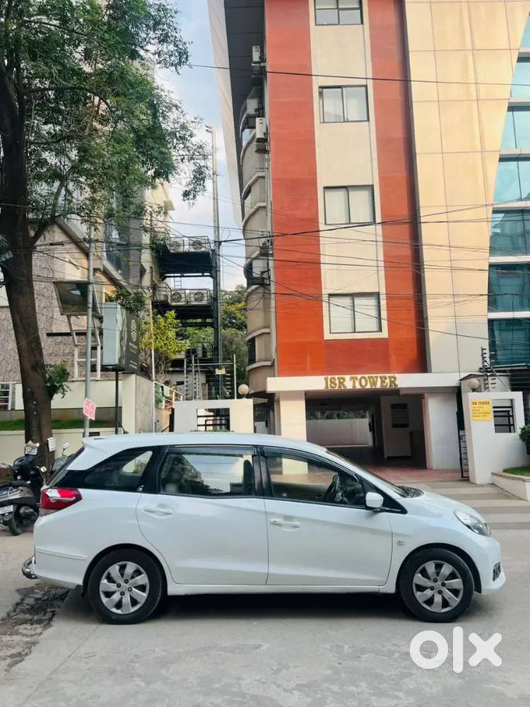 Honda Mobilio 2015 Diesel 120532 Km Driven