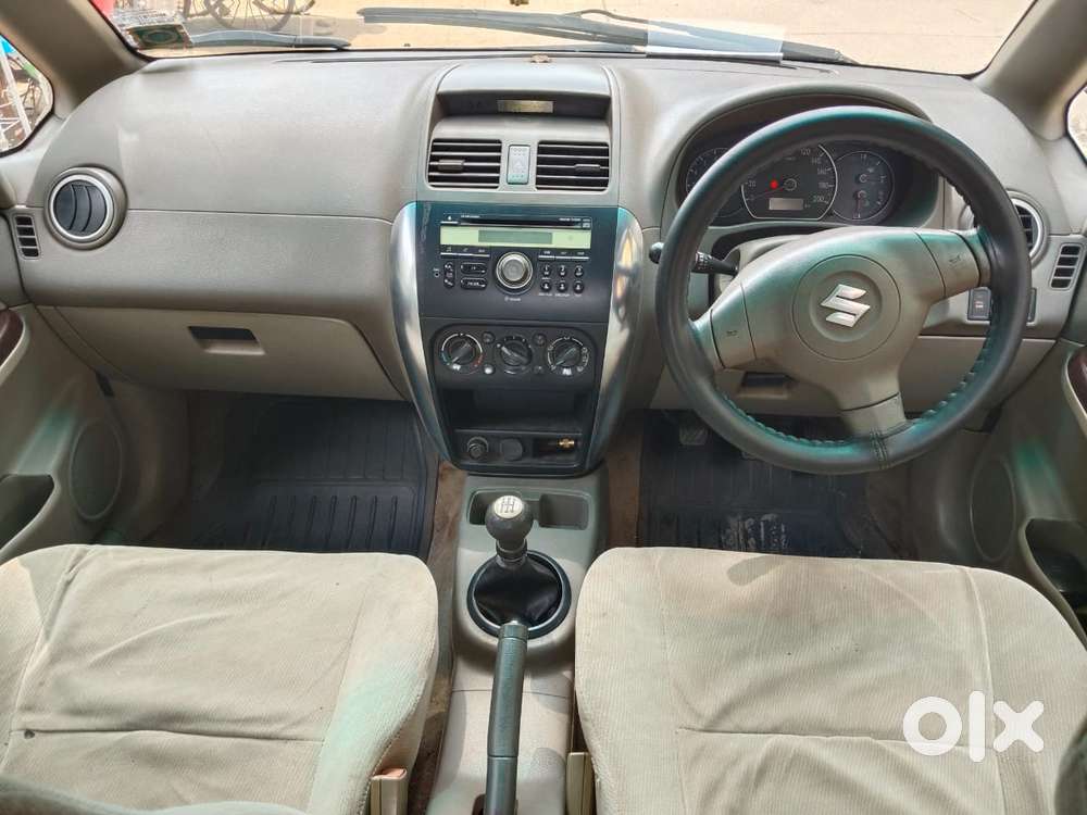 Maruti Suzuki Sx4 Vxi Bsiv, 2010, Petrol