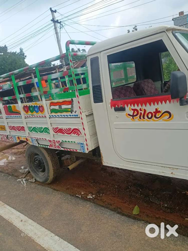 Mahindra Bolero 2015 Diesel  Maxi Truck Plus