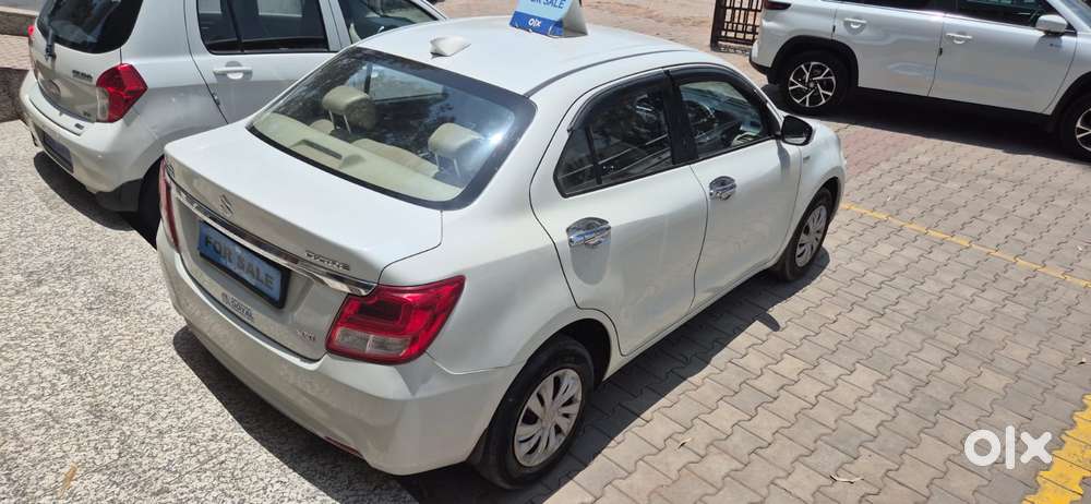 Maruti Suzuki Dzire 1.2 Vxi, 2018, Petrol