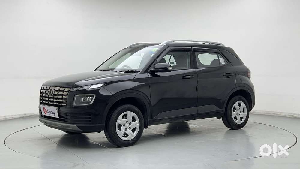 Hyundai Venue 1.2 S (o), 2023, Petrol