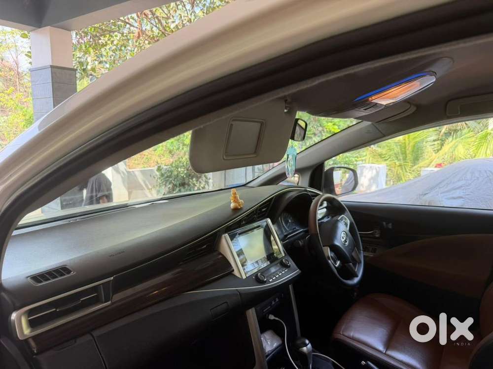 Toyota Innova Crysta 2016 Diesel 156000 Km Driven