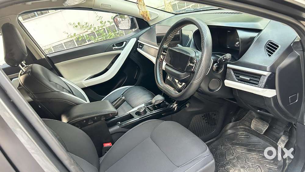 Tata Nexon Creative Plus S 1.2 Revotron Petrol 6 Amt Dt, 2024, Petro..