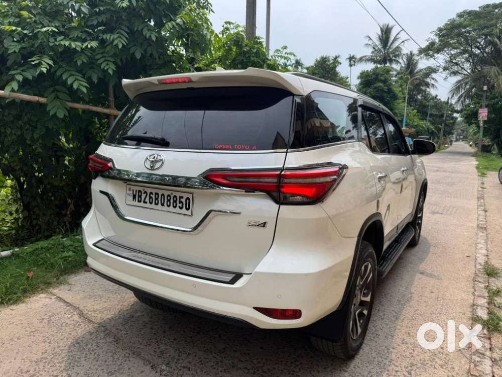 Toyota Fortuner 4x4 At 2.8 Diesel, 2022, Diesel