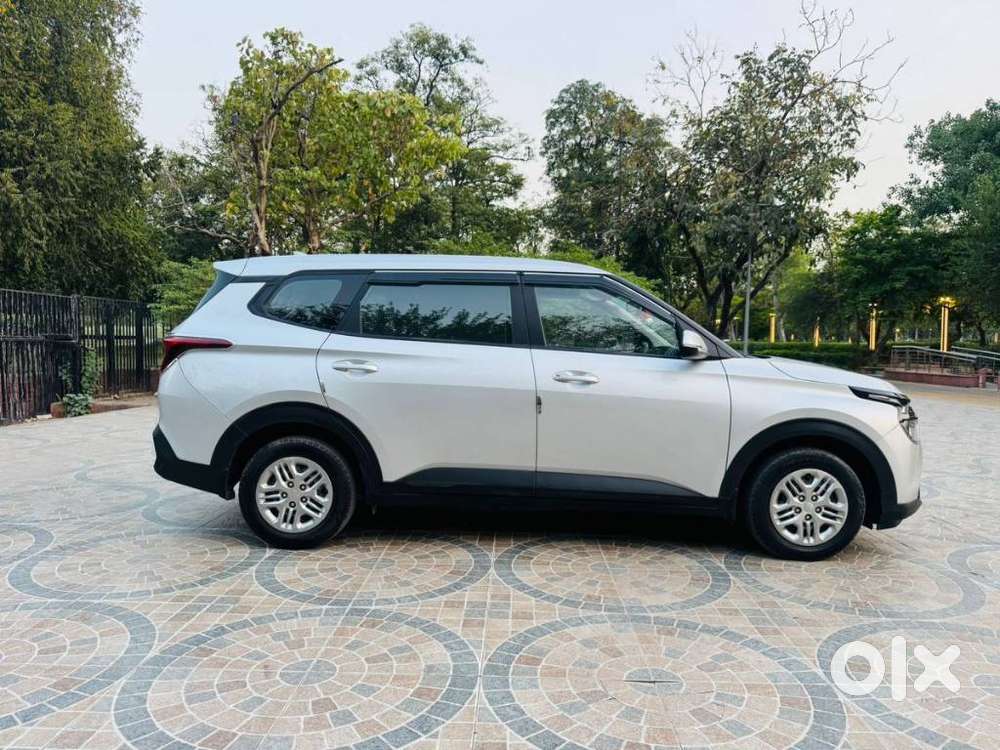 Kia Carens 1.5 Prestige 7 Str, 2024, Petrol