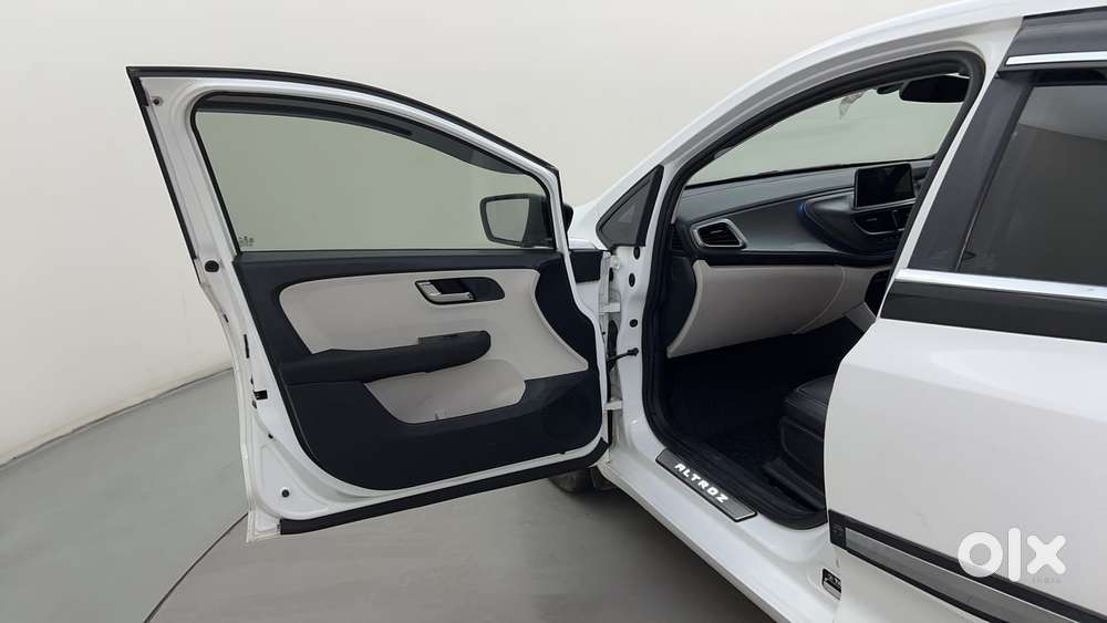 Tata Altroz 1.5 Xz Plus Diesel, 2022, Diesel